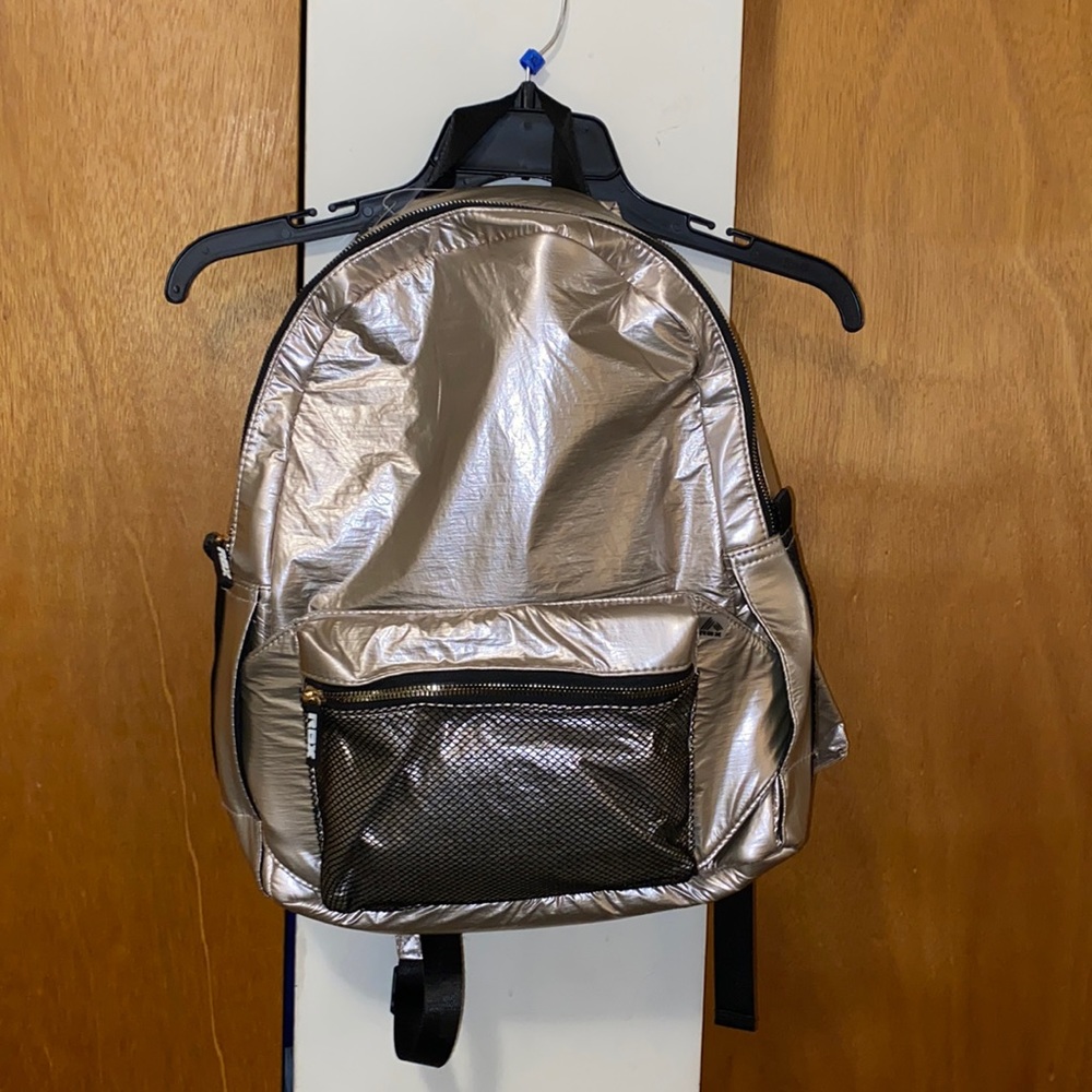 ⭐️ NWT RBX Metallic Gold 2 in 1 Backpack/Belt Bag